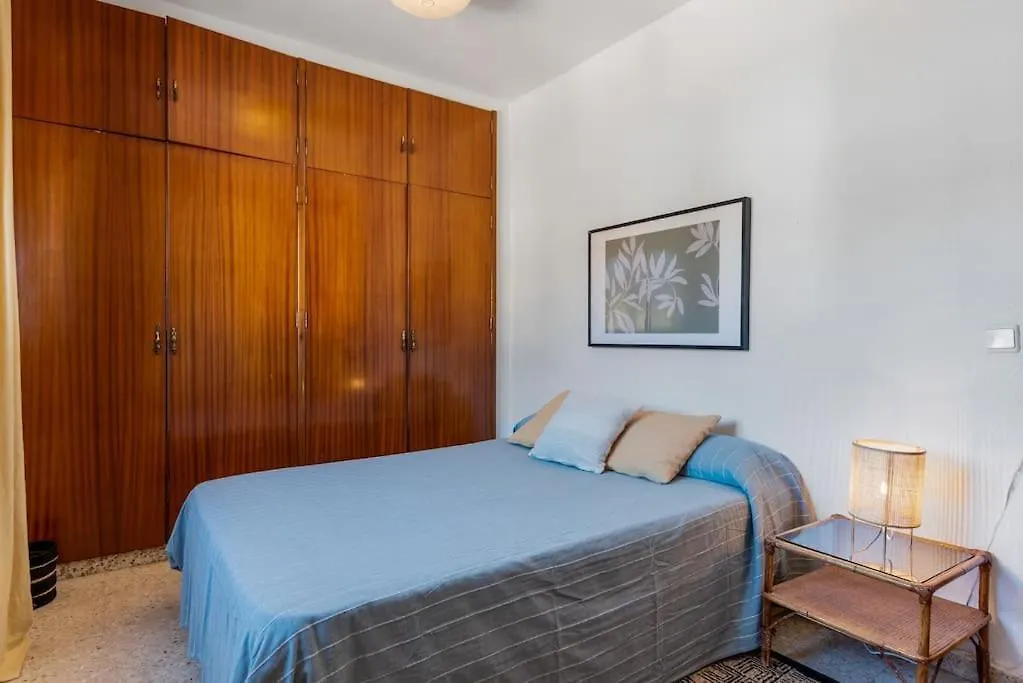 Central Beach Apartment With Free Parking And Pool Marbella